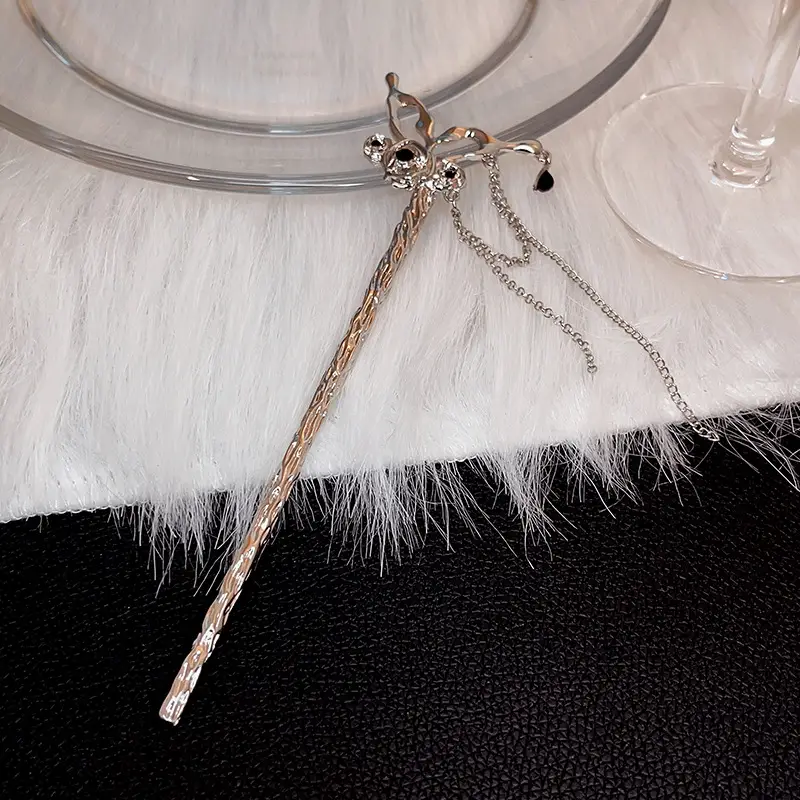 National Trendy Butterfly Hairpin with Crescent Diamond Tassel - Image 33