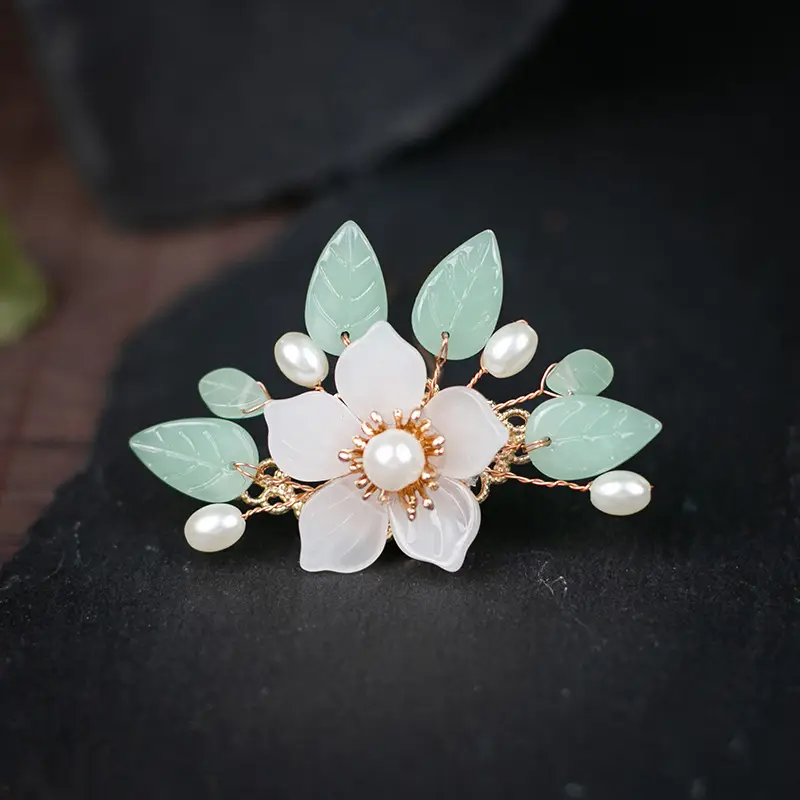 Ancient Style Hanfu Hairpins with Tassels & Crown Set - Image 2