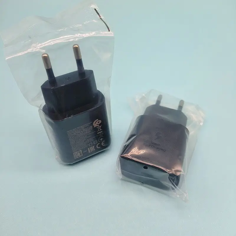 25W PD USB-C Charger for S20 S21 S22 Phones - Image 3