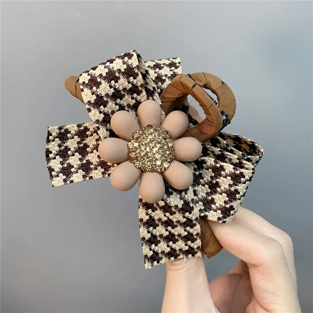 Houndstooth Bow Hairpin with Bear Sunflower Design - Image 5