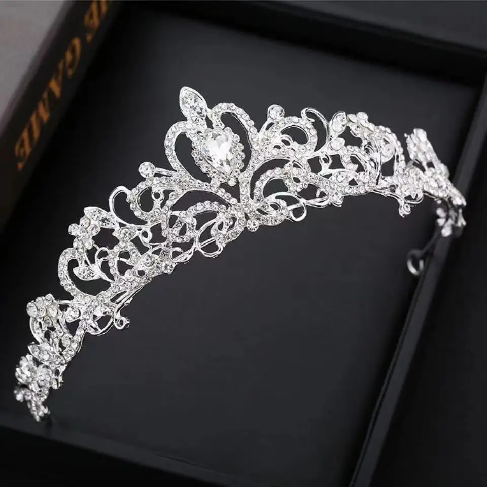Golden Crystal Crown for Bride & Child 15.3cm - Image 12