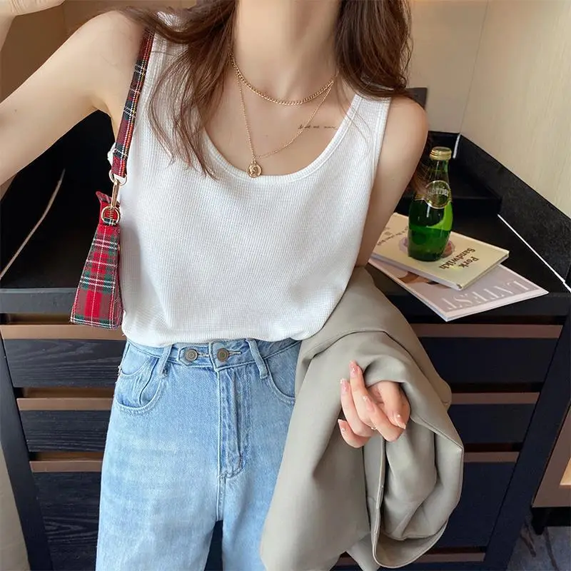 Women White Cotton One-Line Collar Top Summer Wear