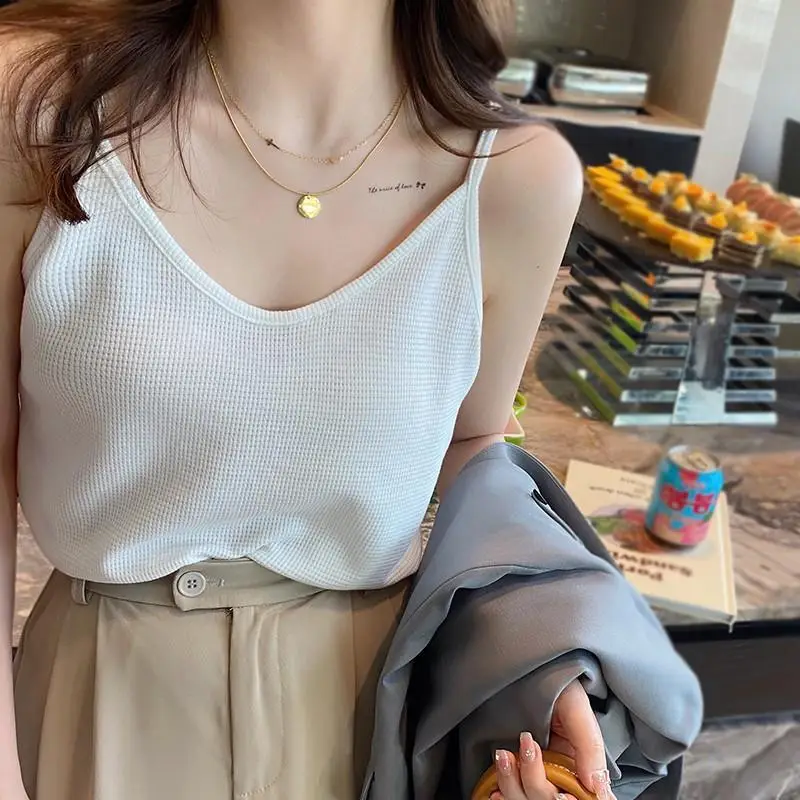 Women White Cotton One-Line Collar Top Summer Wear