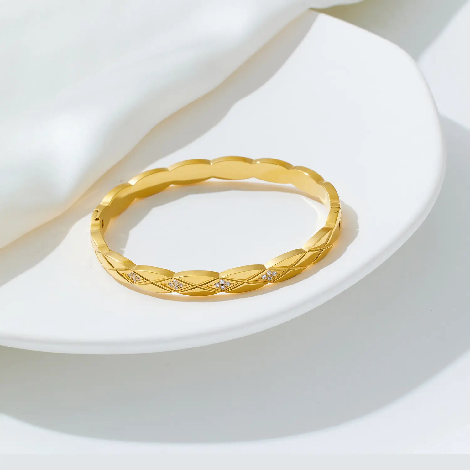 Gold Rhombus Diamond Women's Bracelet
