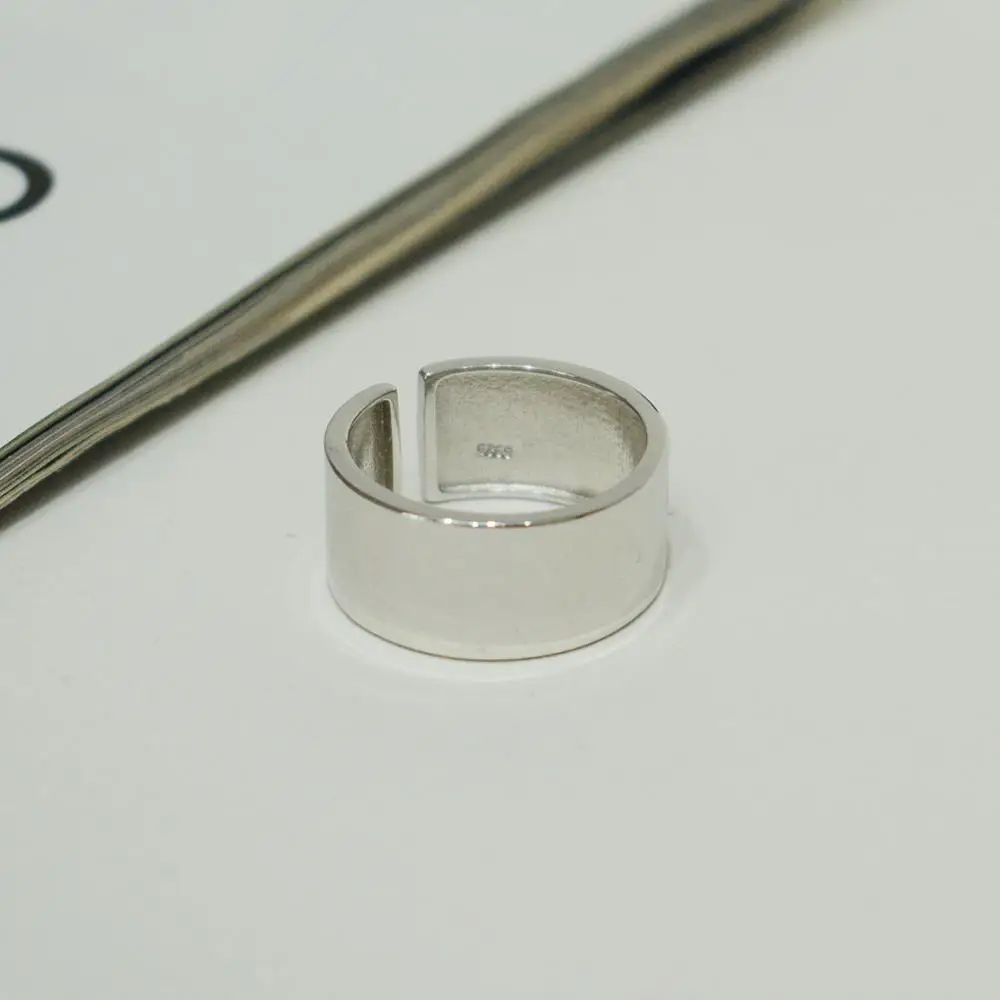 Women's Korean Style Chain Open Ring with Smooth Finish - Image 2