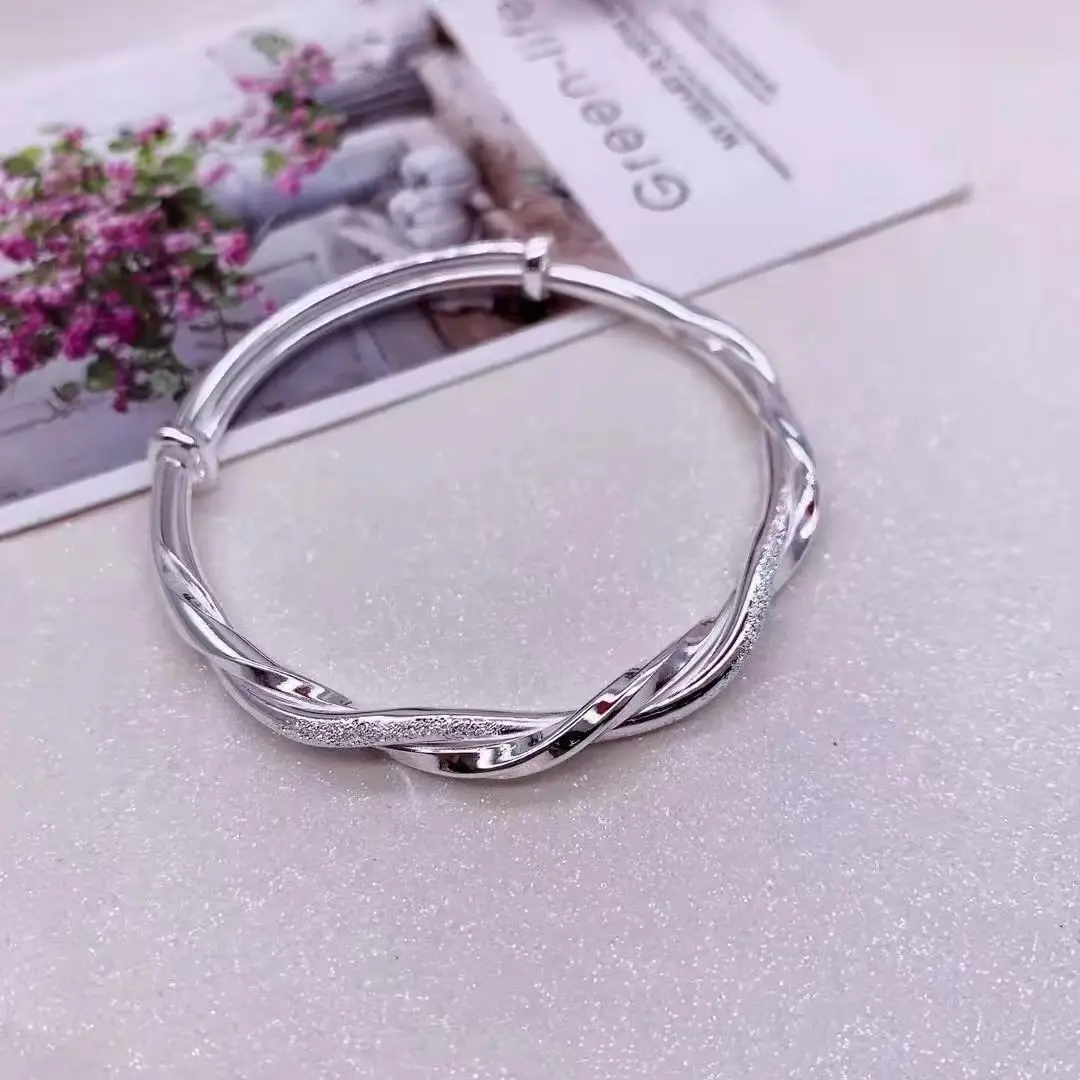 Women's Push-Pull Mobius Ring Bracelet Silver High-End - Image 4