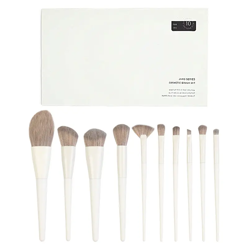Cangzhou 10-Pc Zero Makeup Brush Set with Soft Blush - Image 3