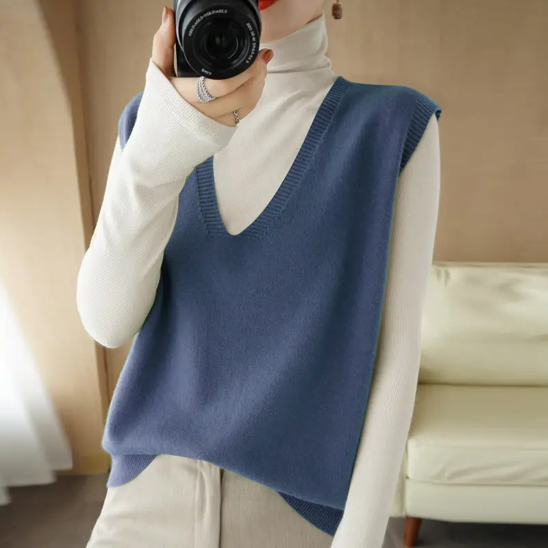 Women V-Neck Sleeveless Knitted Vest Blue White