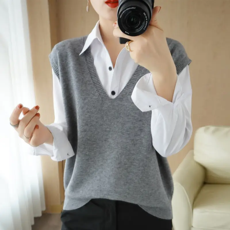 Women V-Neck Sleeveless Knitted Vest Blue White