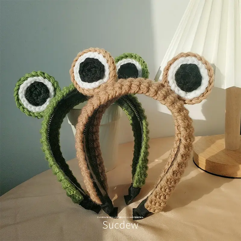Cute Wool Knitted Frog Hairband for Women - Image 11