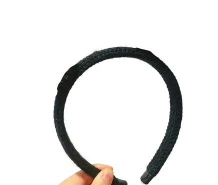 Cute Wool Knitted Frog Hairband for Women - Image 8