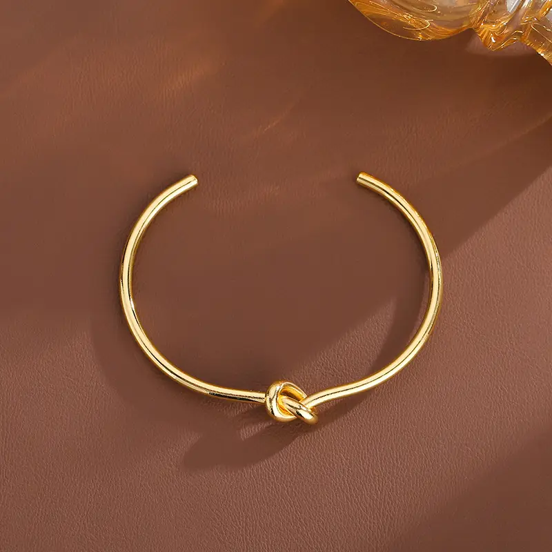 Minimalist Retro Open Knot Bracelet for Women