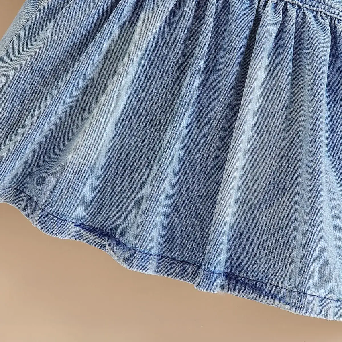 European and American children's clothing girls spring and autumn set White pit top denim strap skirt children's two-piece set a generation of hair — feature 6
