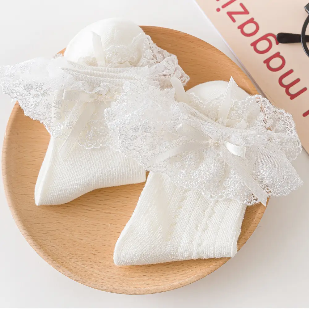 2024 Spring Girls White Lace Bow Socks