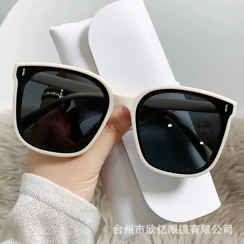 Korean Style Large Frame Sunglasses for Men Women - Image 9