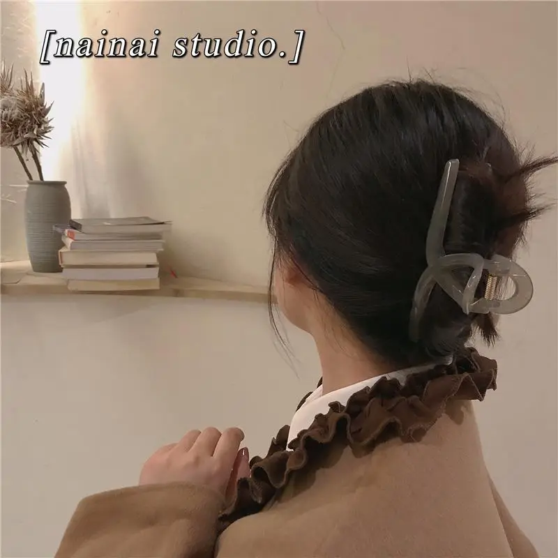 Large Jelly Cross Hair Clip for Women - Image 6