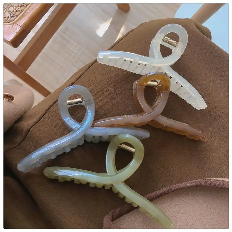 Large Jelly Cross Hair Clip for Women — feature 46