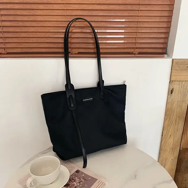 Large Capacity Women's Tote Bag 2025 New Niche Design - Image 2