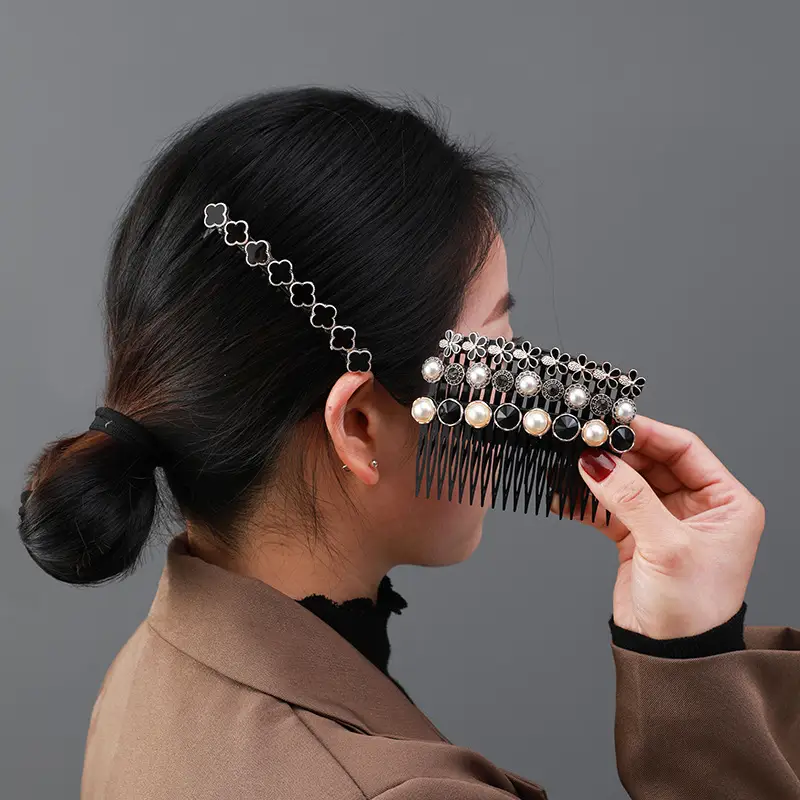 Black Pearl Hair Comb with Crystal & Pearl Accents - Image 28