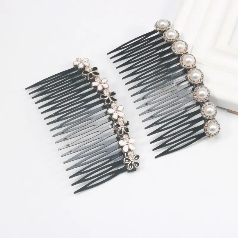 Black Pearl Hair Comb with Crystal & Pearl Accents - Image 12
