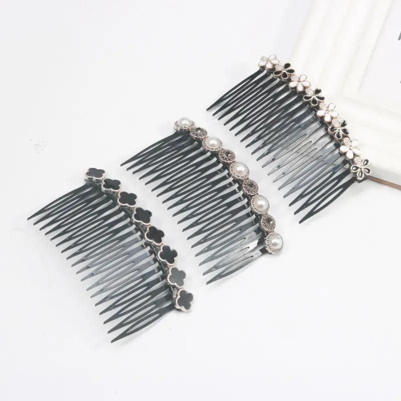 Black Pearl Hair Comb with Crystal & Pearl Accents - Image 17
