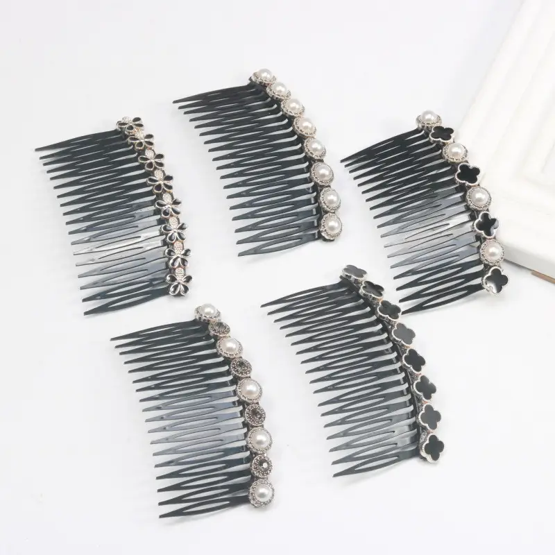 Black Pearl Hair Comb with Crystal & Pearl Accents - Image 21