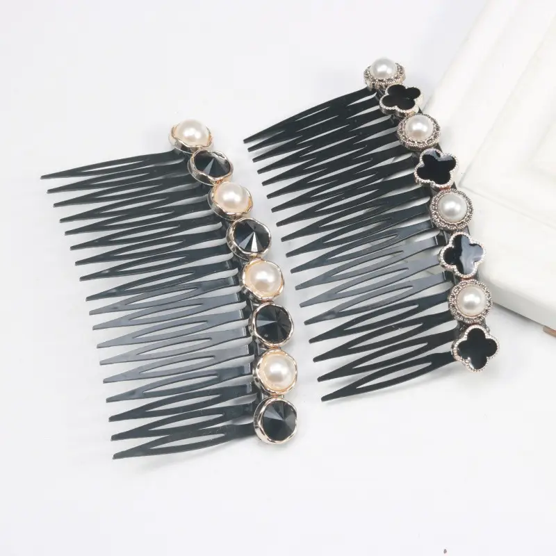 Black Pearl Hair Comb with Crystal & Pearl Accents - Image 9
