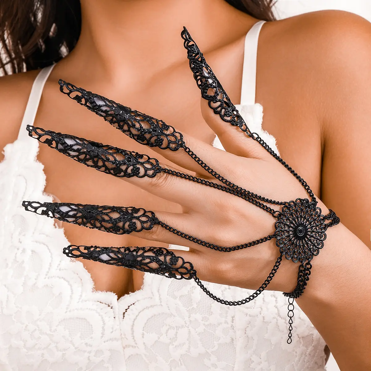 Gothic Style Metal Chain Bracelet for Women - Image 4