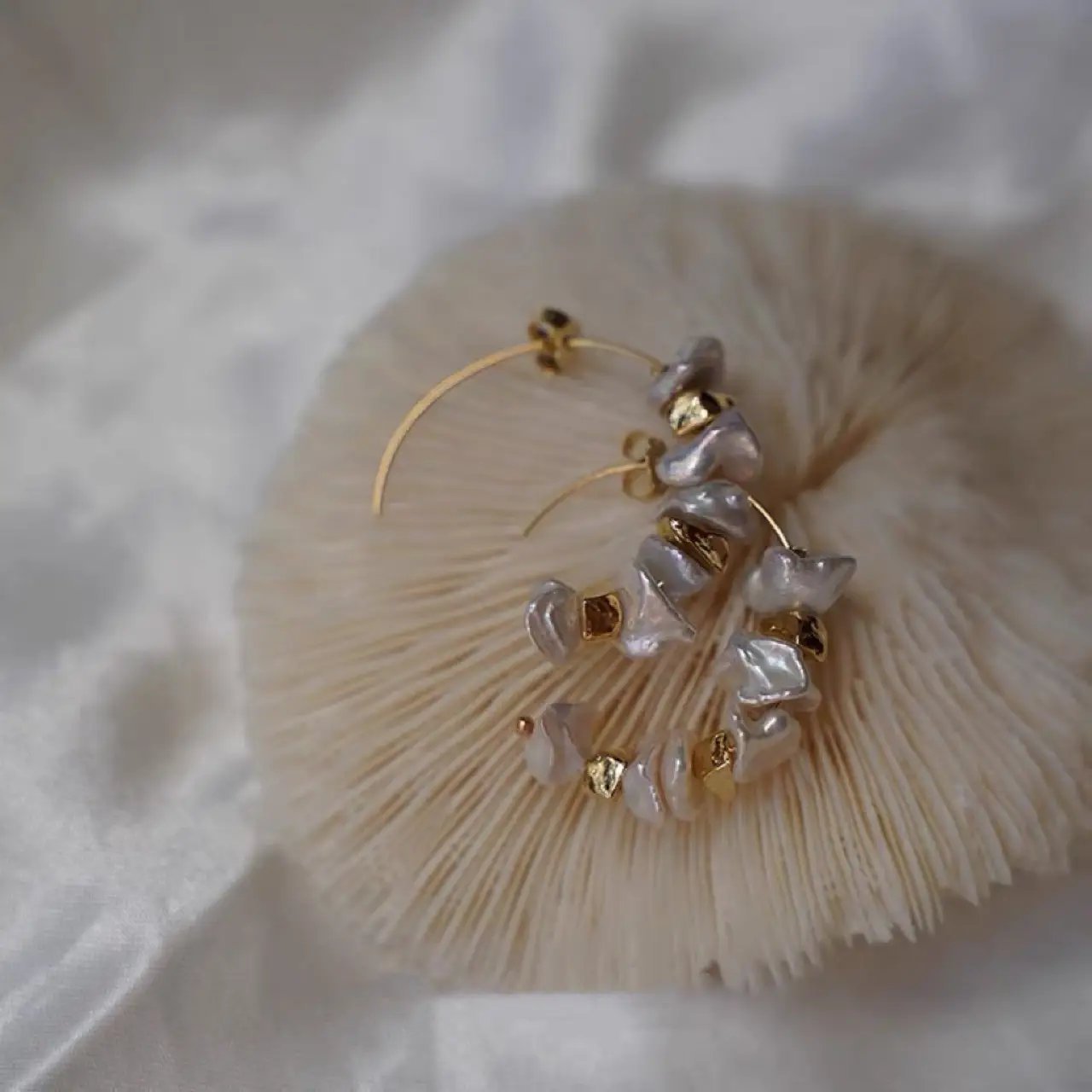 14K Gold Pearl Baroque Broken Earrings Set - Image 4