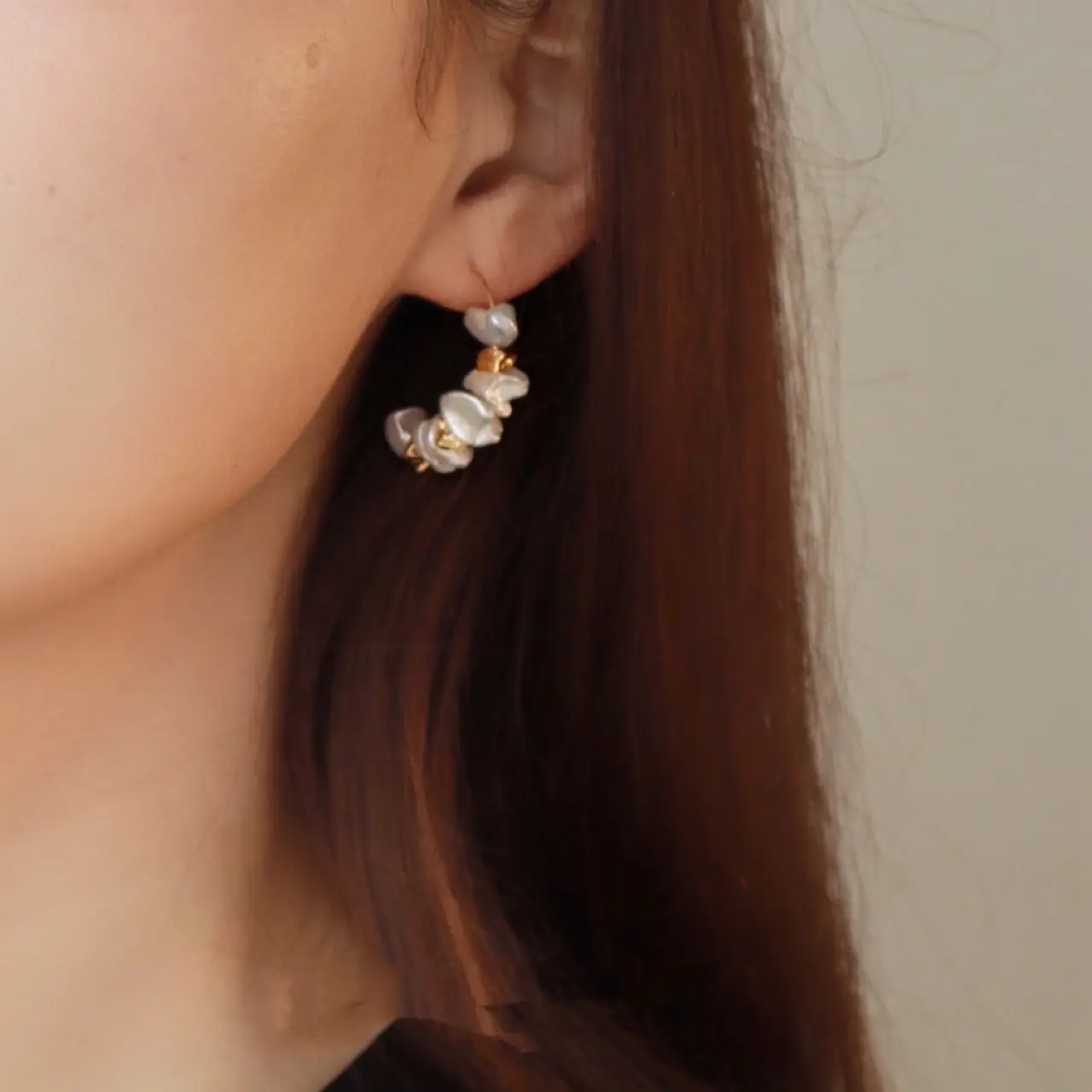 14K Gold Pearl Baroque Broken Earrings Set — feature 8