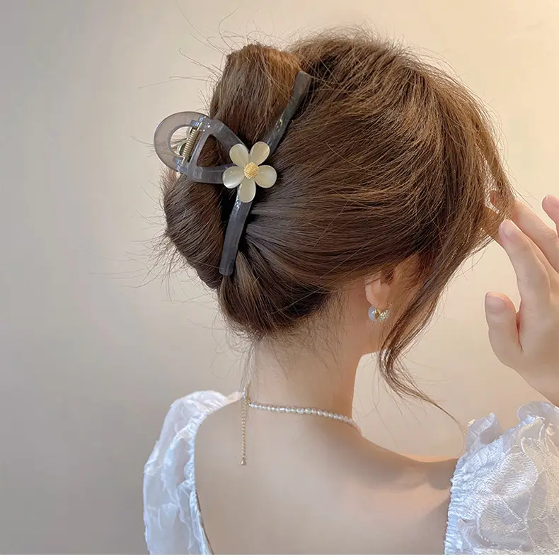 Korean Flower Hairpin Women's Large Clip - Image 3
