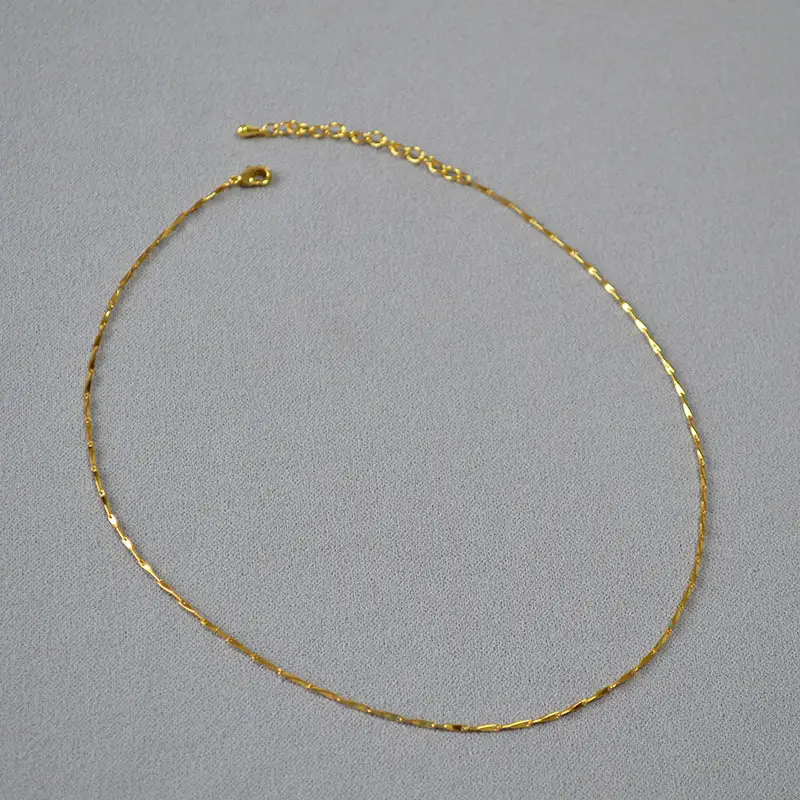 French Niche Brass Gold Plated Thin Belt Chain - Image 2