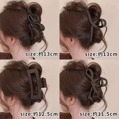 Girls Black Hair Clip for Front & Back Use — feature 16