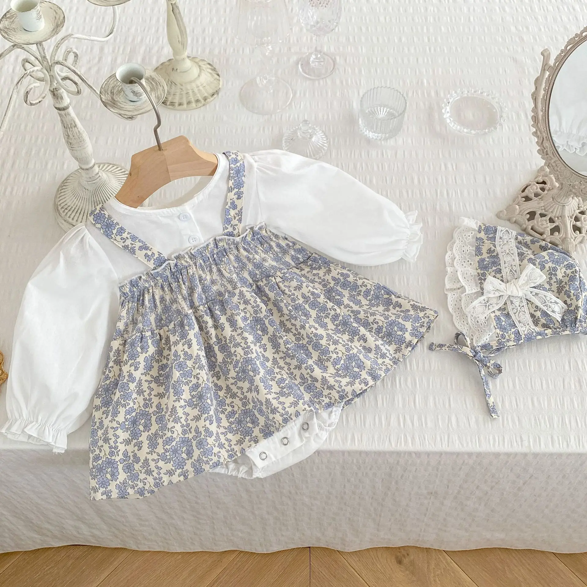 Baby Floral Two-Piece Set with Hat for Small - Image 5