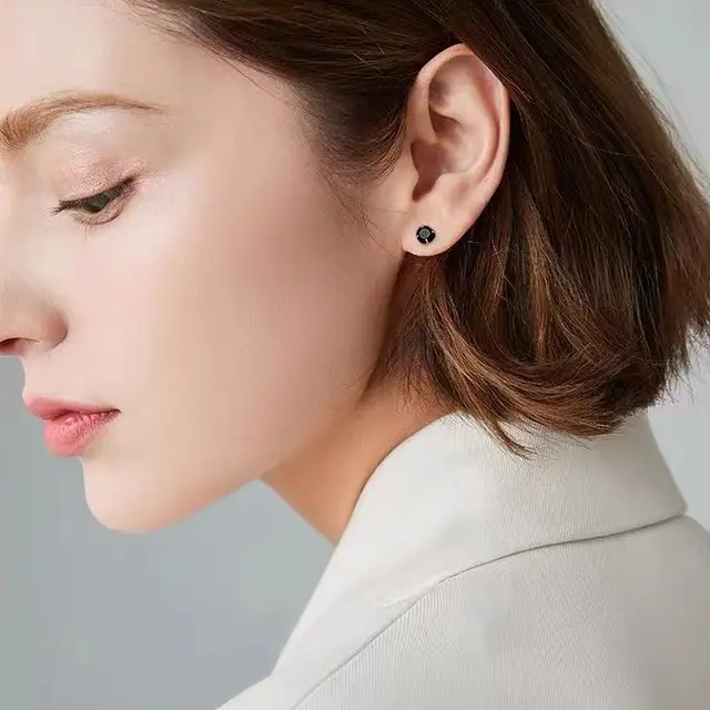 S999 Pure Silver Diamond Stud Earrings 2025 New Trendy Light Luxury Niche Design Versatile Ins Style Pure Silver Earrings - Image 7