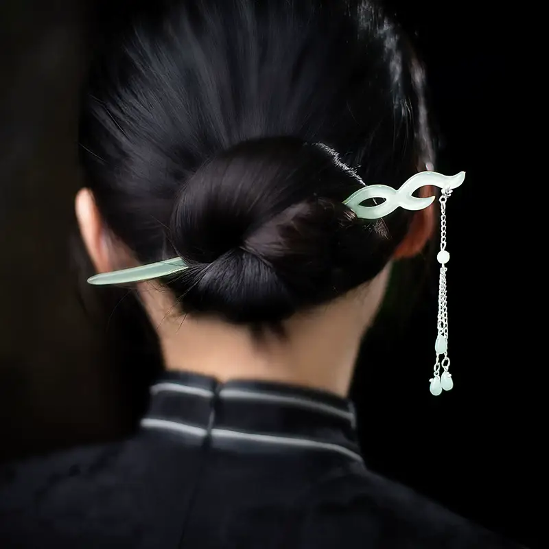 Green Jade Tassel Hairpin with Chain & Pearl Drop — feature 3