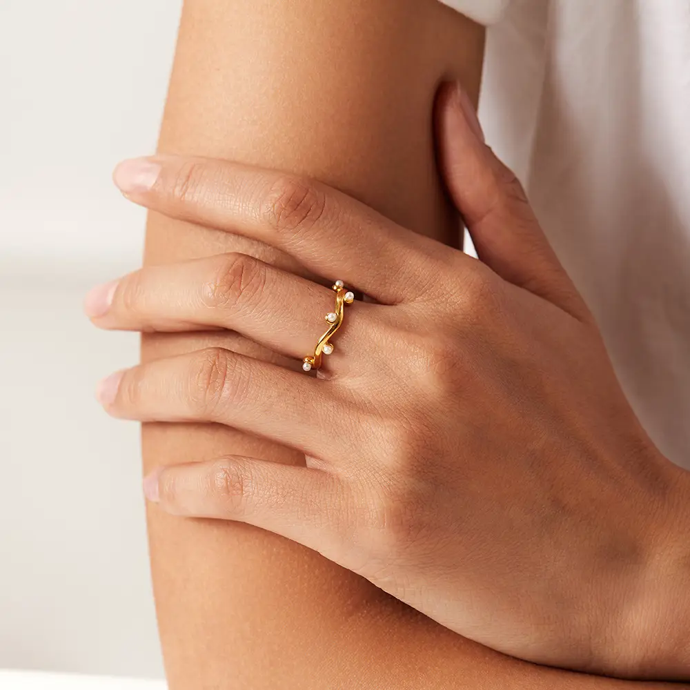 18K Gold Plated Titanium Steel Ring with White Pearl Opening - Image 3