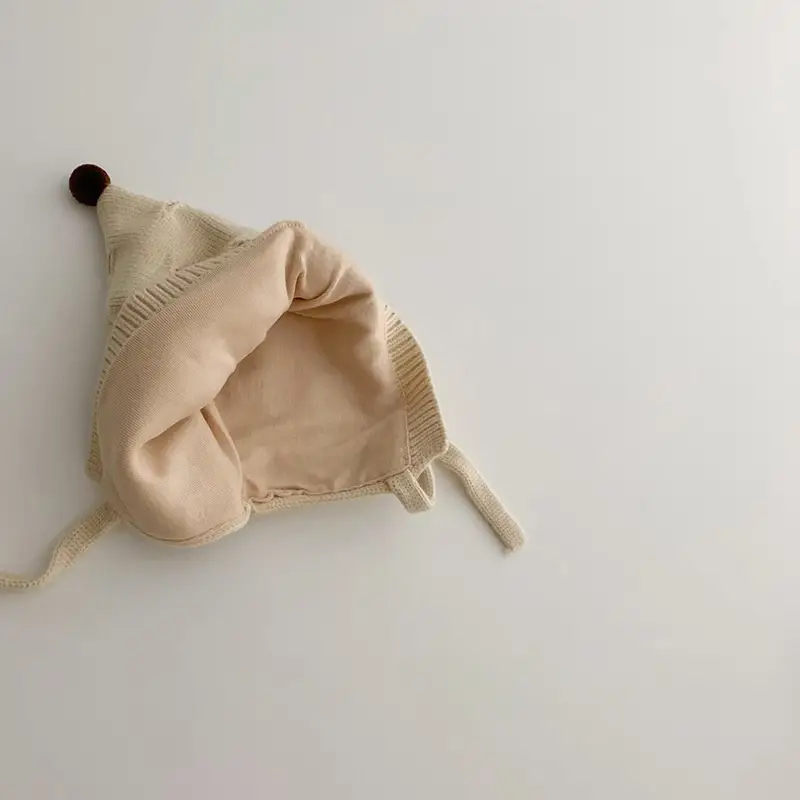 White Lace-Up Baby Hat for Newborns - Image 11