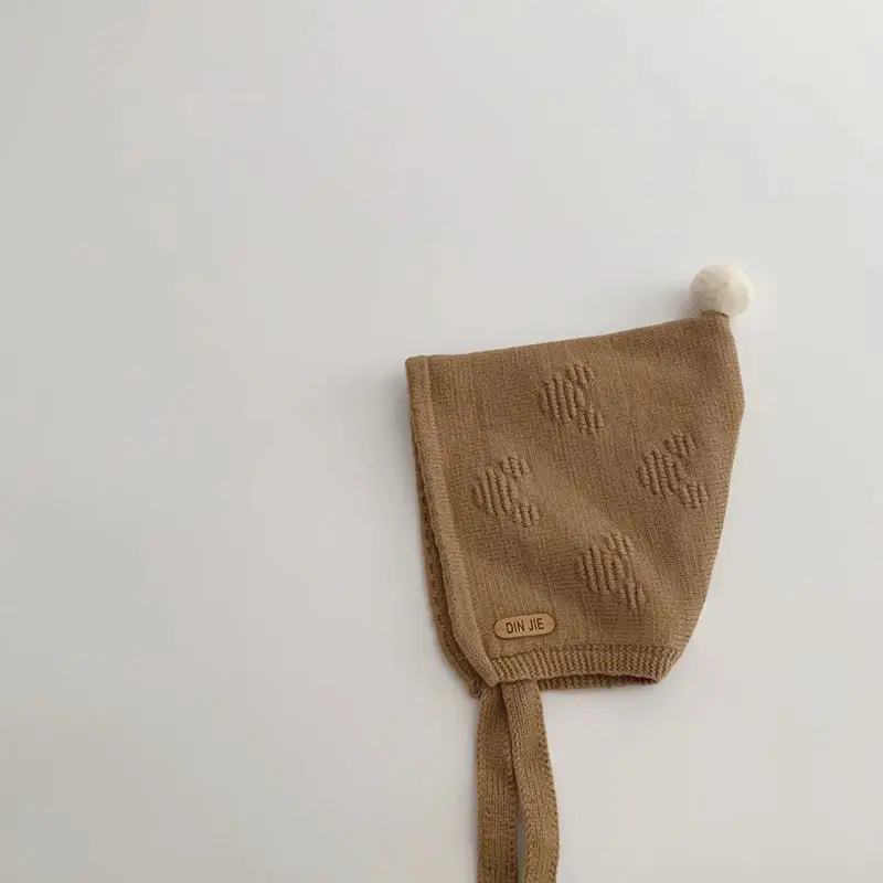 White Lace-Up Baby Hat for Newborns - Image 4