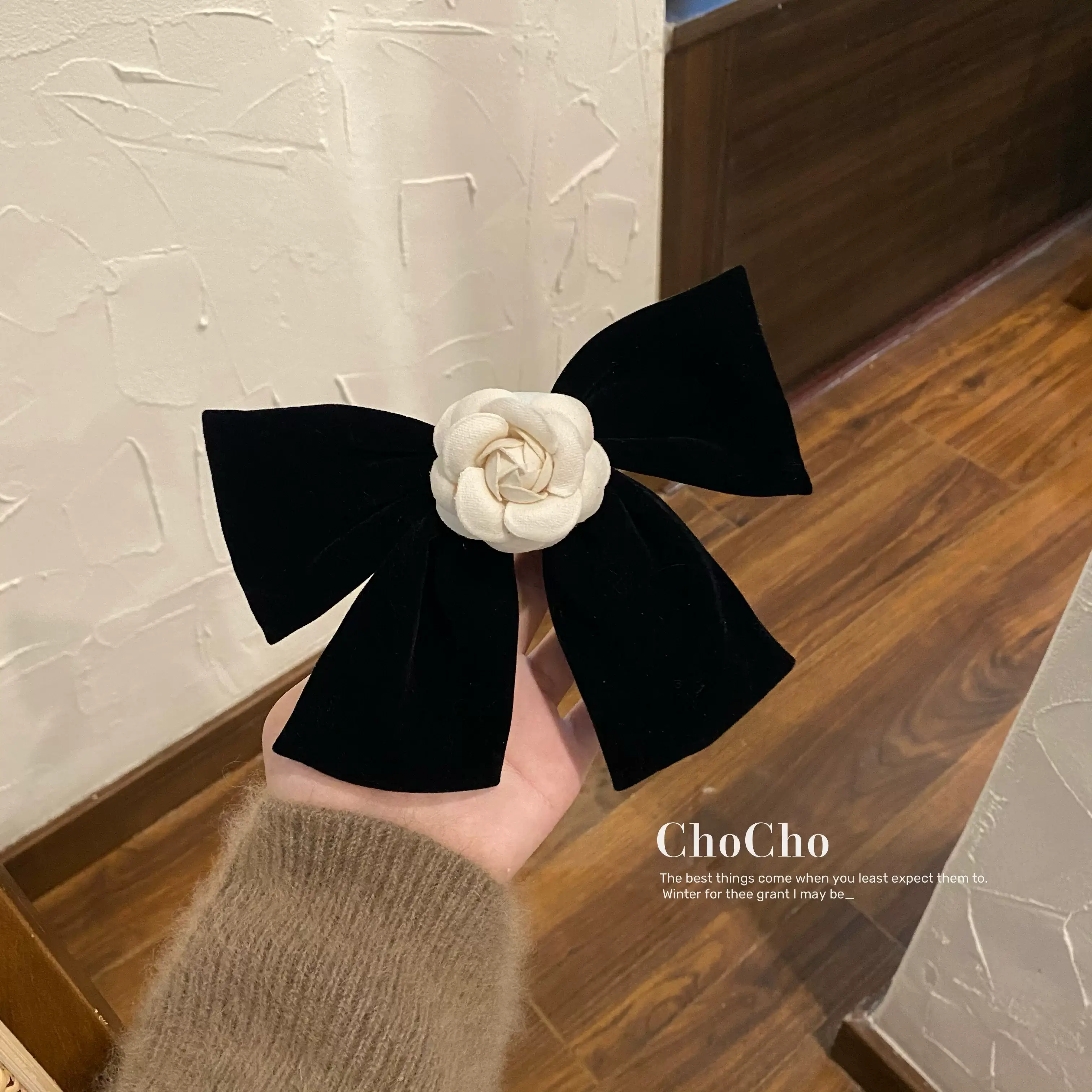 Black Velvet Camellia Hairpin Clip Bow — feature 10