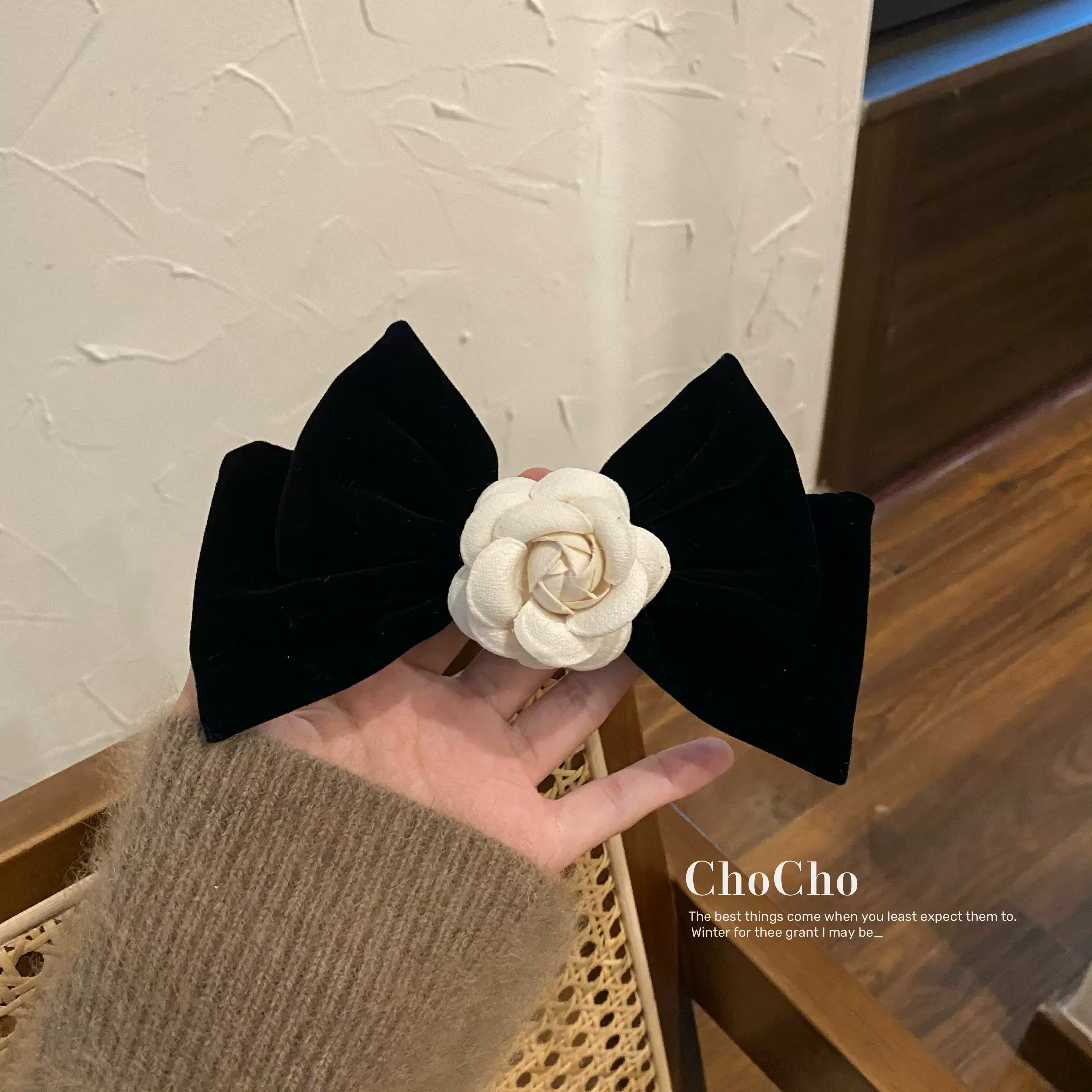 Black Velvet Camellia Hairpin Clip Bow — feature 12