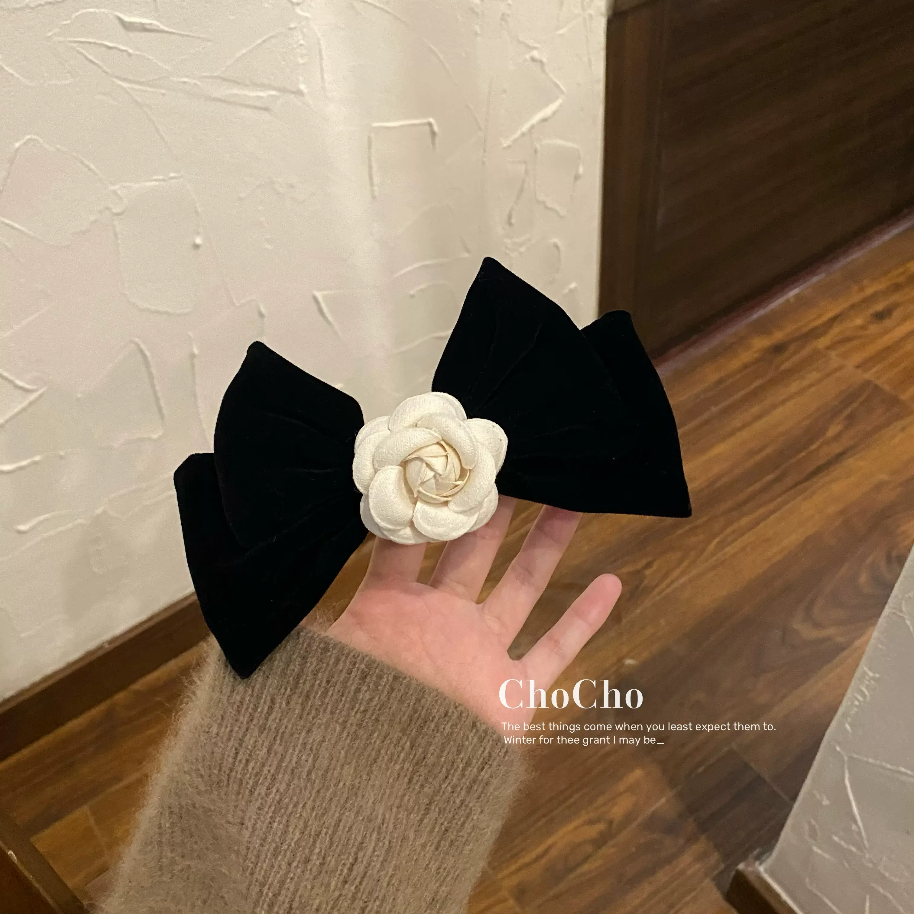 Black Velvet Camellia Hairpin Clip Bow — feature 13