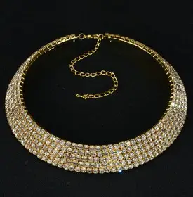 Luxury Wedding Party Necklace with Crystal Diamonds - Image 9