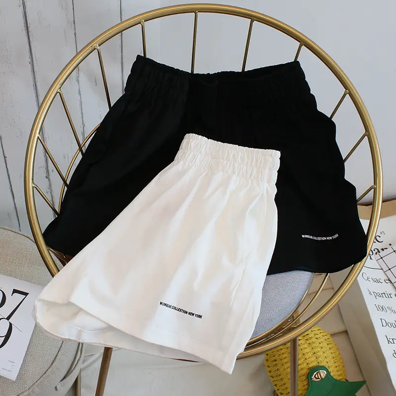 Women's 2025 Slimming Sports Shorts White — feature 2