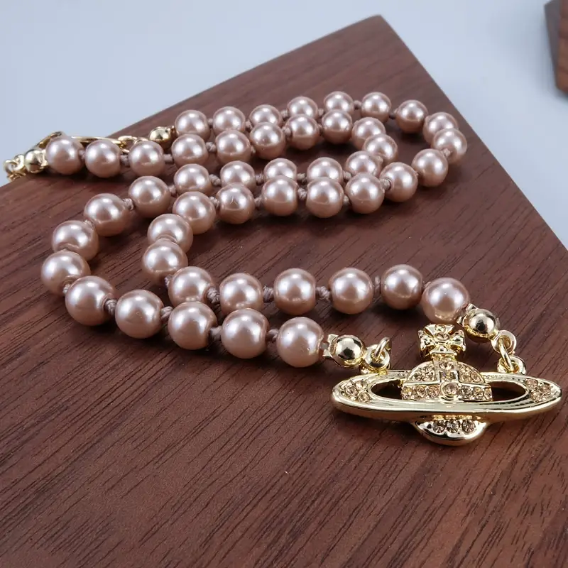 Saturn Pearl Necklace Clavicle Chain NANA Punk — feature 11