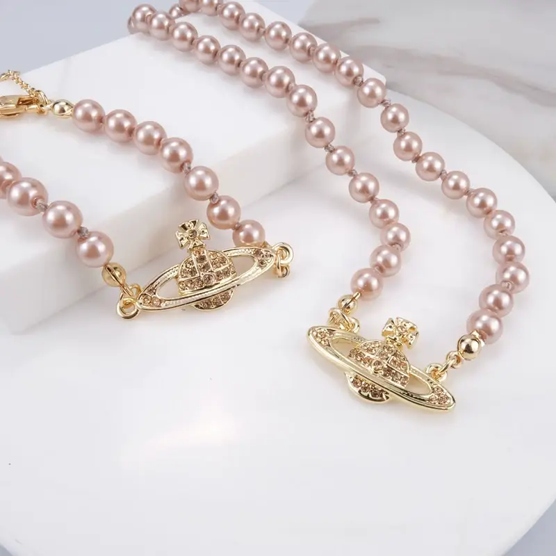Saturn Pearl Necklace Clavicle Chain NANA Punk — feature 12