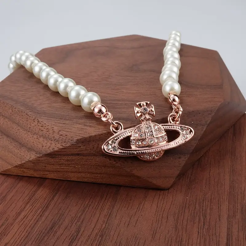 Saturn Pearl Necklace Clavicle Chain NANA Punk — feature 16