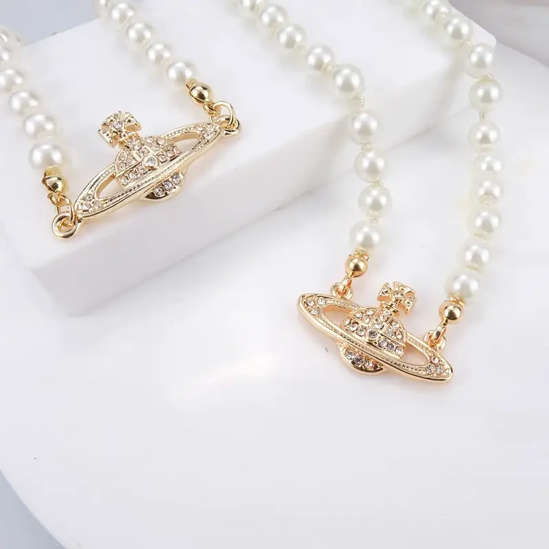 Saturn Pearl Necklace Clavicle Chain NANA Punk — feature 23
