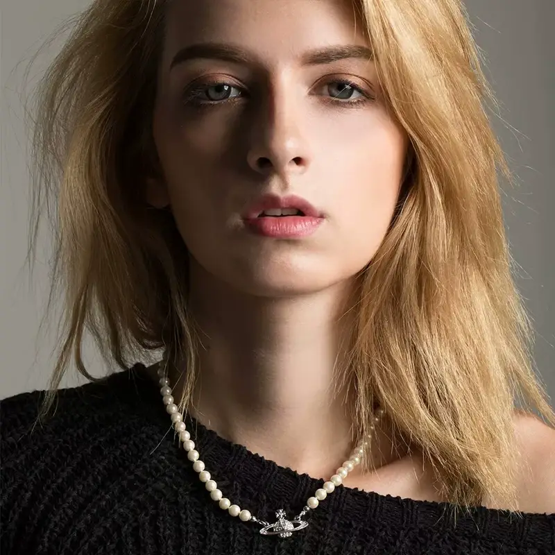 Saturn Pearl Necklace Clavicle Chain NANA Punk — feature 8