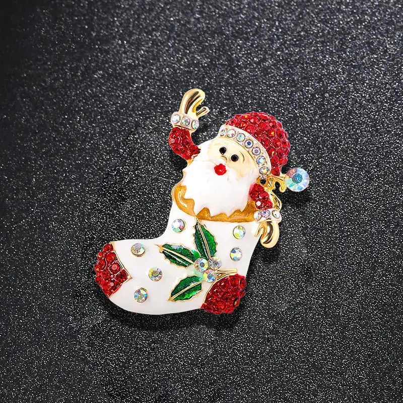 Christmas Red Deer Brooch with Red Glasses - Image 12